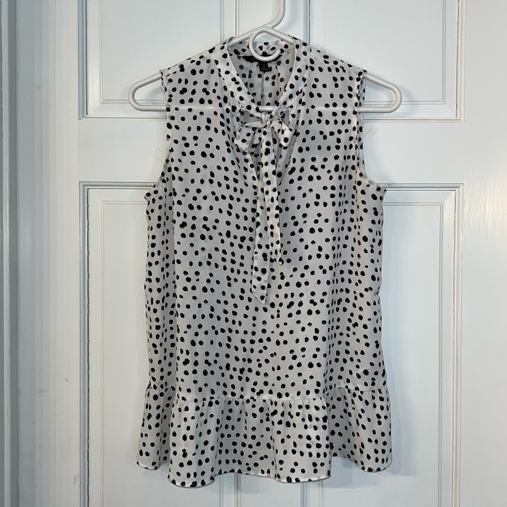 Banana Republic Sleeveless Top